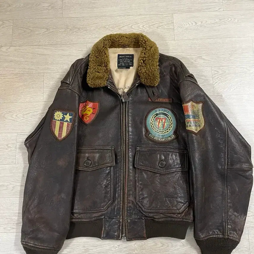 [BUNJANG] AVIREX A2 Leather Jacket Top Gun Navy Seal Patch Size S / AVIREX A2 가죽 자켓 S 탑건