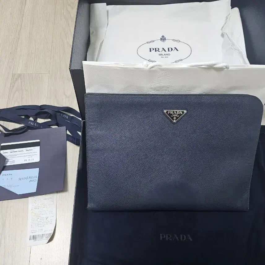 [BUNJANG] Prada Saffiano Leather Men's Clutch Bag Navy / [백화점 구매 풀구성] 프라다 사피아노 남성 클러치 백