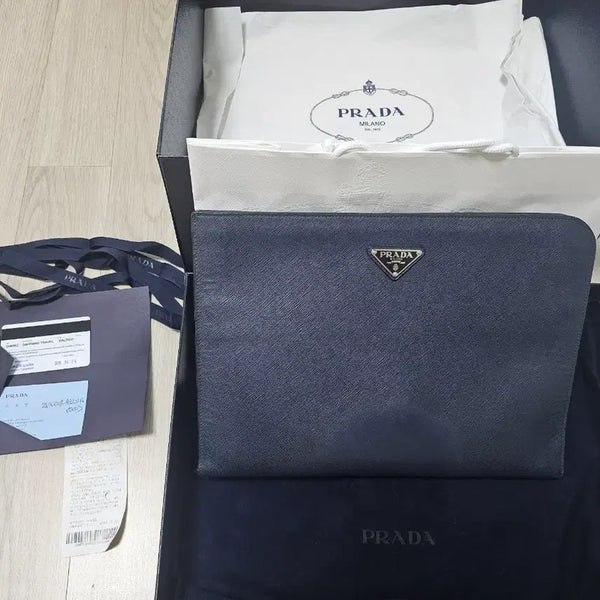 [BUNJANG] Prada Saffiano Leather Men's Clutch Bag Navy / [백화점 구매 풀구성] 프라다 사피아노 남성 클러치 백