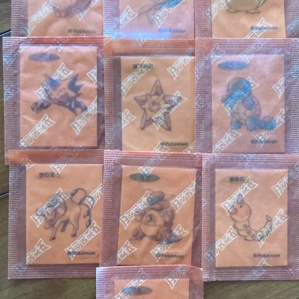 [BUNJANG] Pokemon 30th Anniversary Artworks Ttibu Seal Bundle Set / 급처10장)포켓몬 30주년 아트웍 띠부씰(이브이,꼬부기,고우스트,샤미드 등)