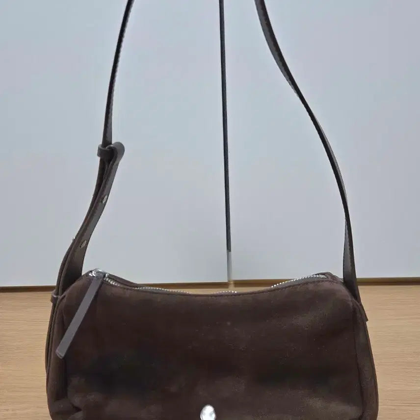[BUNJANG] Aust L'arca Suede Shoulder Bag / 오스트카카 스웨이드 숄더백
