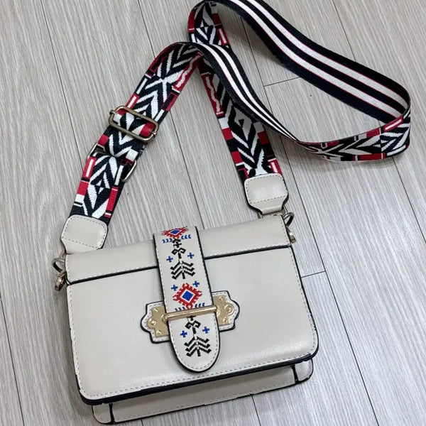 [BUNJANG] Ethnic Embroidered Mini Crossbody Bag - Beige / 에스닉 자수 미니 크로스백 베이지