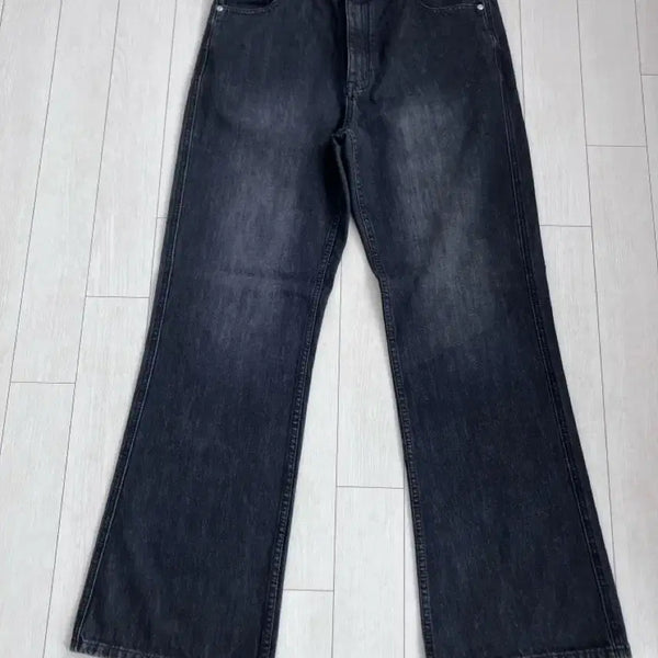 [BUNJANG] IntempMood Flare Bootcut Denim Pants / 인템포무드 플레어진 부츠컷 데님팬츠