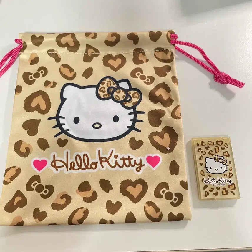 [BUNJANG] Sanrio Hello Kitty 90s Leopard Print Pouch Mirror Gacha Bundle Set / (미사용) 산리오 헬로키티 키티 90s 호피 레오파드 파우치 거울 가챠 일괄