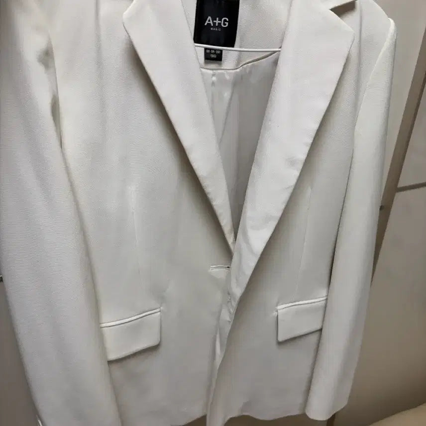 [BUNJANG] A+G Basic White Jacket Size 66 / A+G 기본 화이트 자켓 66