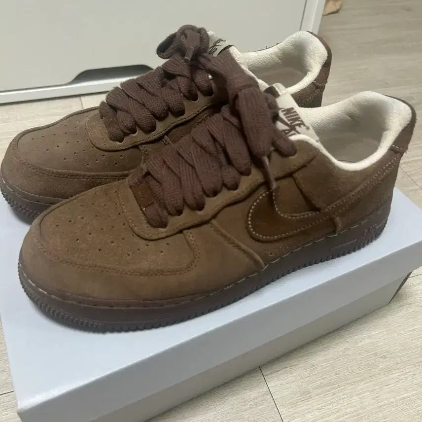 [BUNJANG] Nike Air Force 1 '07 Kakao Wow W270 / 나이키 에어포스1 07 카카오 와우 W270 사이즈 팝니다