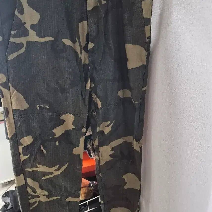 [BUNJANG] Carhartt WIP Camo Cargo Jogger Pants M / 칼하트 윕 카모 조거팬츠 M