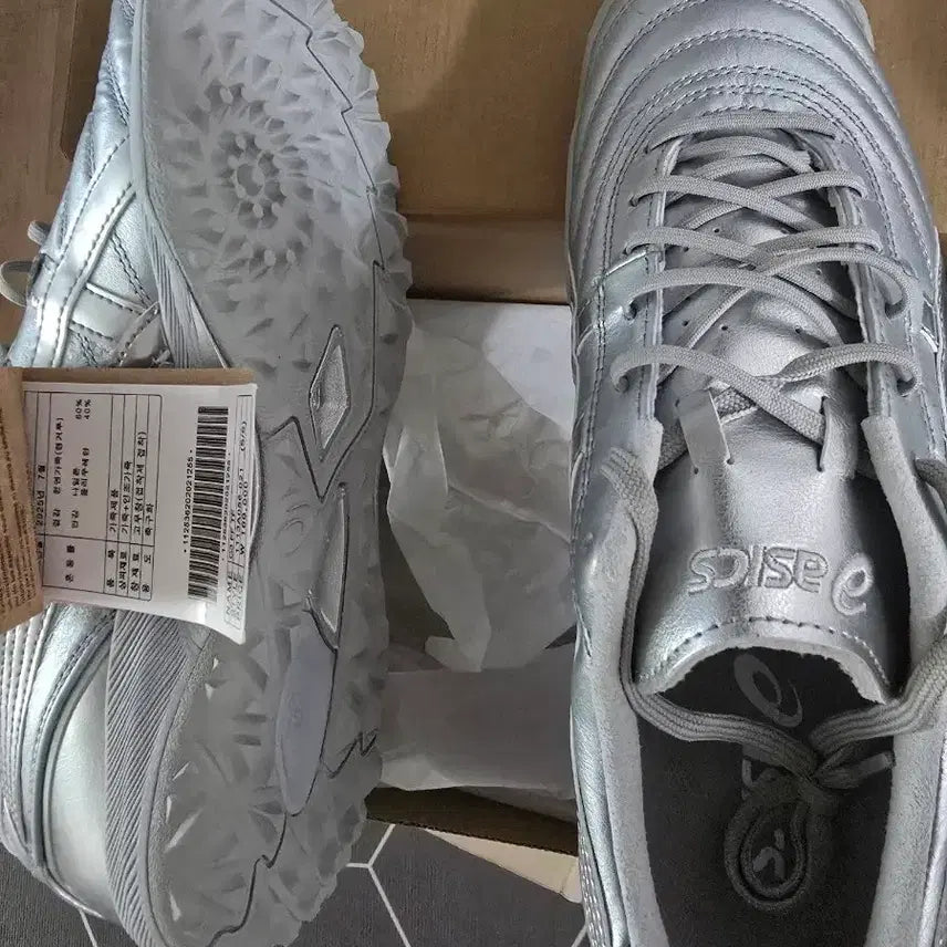 [BUNJANG] Asics C3 Running Shoes / 아식스 c3. 255