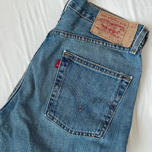 [BUNJANG] Vintage Levi's 501 Button Fly Denim Jeans W31 L32 / 빈티지 리바이스 501 버튼 플라이 W31 L32 데님 청바지