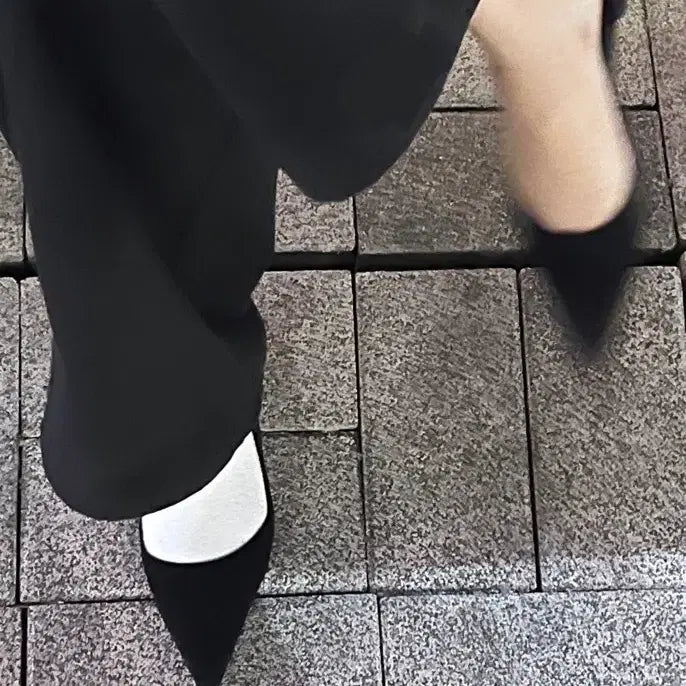 [BUNJANG] Black Stiletto Flat Shoes - Size 240 / 블랙 스틸레토 플랫 240