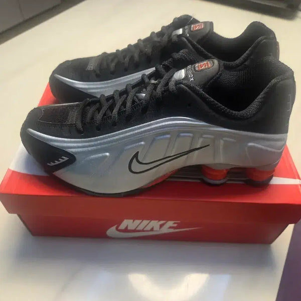 [BUNJANG] Nike Shox R4 Black/Silver (270mm) / 나이키 샥스 270mm
