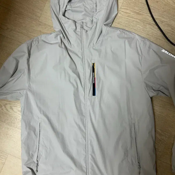 [BUNJANG] Salomon Windbreaker Jacket / 살로몬 바람막이