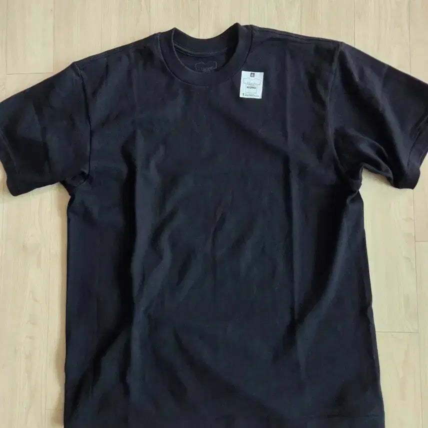 [BUNJANG] Hanes Kuro Crewneck T-Shirt - Black / [HANES] 헤인즈 쿠로 크루넥 티셔츠 - BLACK