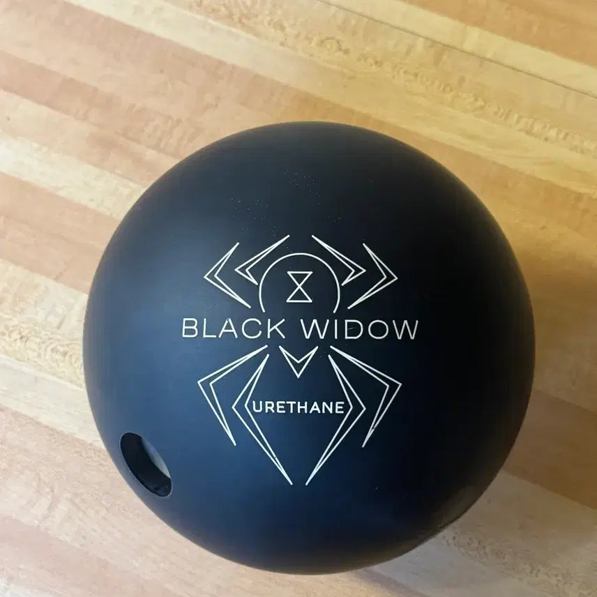 [BUNJANG] Black Widow Black Urethane Bowling Ball / 블랙위도우 블랙 우레탄 팔아요