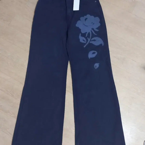 [BUNJANG] Stylenanda Rose Graphic Wide Denim Pants Navy / [새제품] 스타일난다 로즈그래픽 와이드데님 팬츠 바지 30