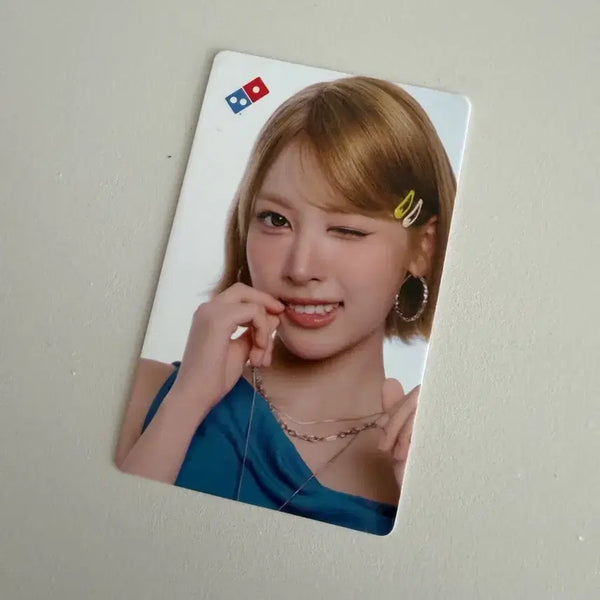 [BUNJANG] RE:SINE May Domino's Pizza Photocard / 리센느 도미노피자 메이 포토카드 판매해요