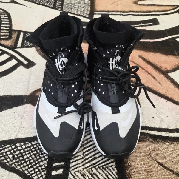 [BUNJANG] Nike Air Huarache Grip Black and White / 275 나이키 에어 허라취 그립 블랙 앤 화이트