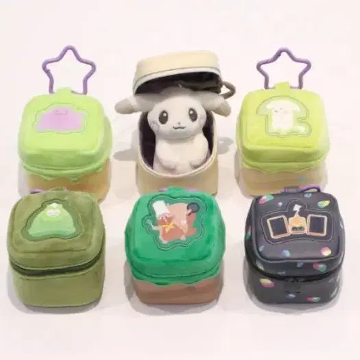[BUNJANG] Pokepia Square Pouch Keyring (Various Characters) / [일포센 신상] 포코피아 스퀘어 파우치 키링 "창백카츄 & 이끼만보 & 망나뇽 & 라프라스 & 메타몽"