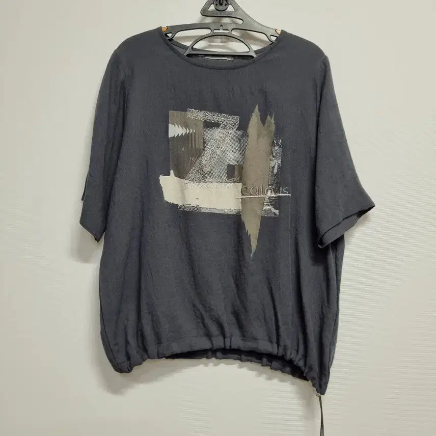 [BUNJANG] Studio AG Graphic Print Short Sleeve T-Shirt / 스튜디오. ag그래픽 프린트 반팔 티셔츠
