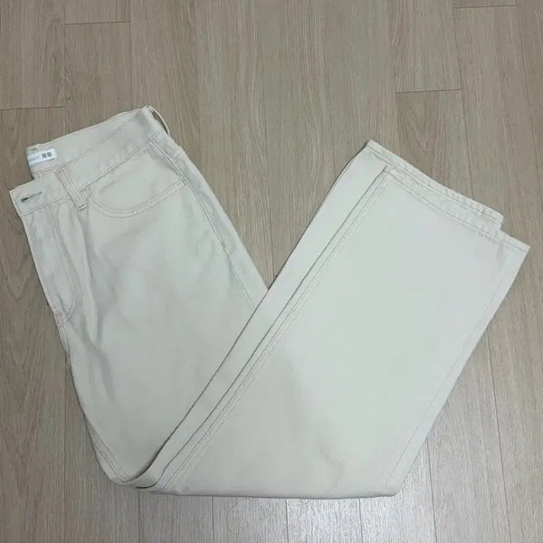 [BUNJANG] Uniqlo JWA Straight Jeans 32 (30 Natural) / 유니클로JWA스트레이트 진 32 (30natural)