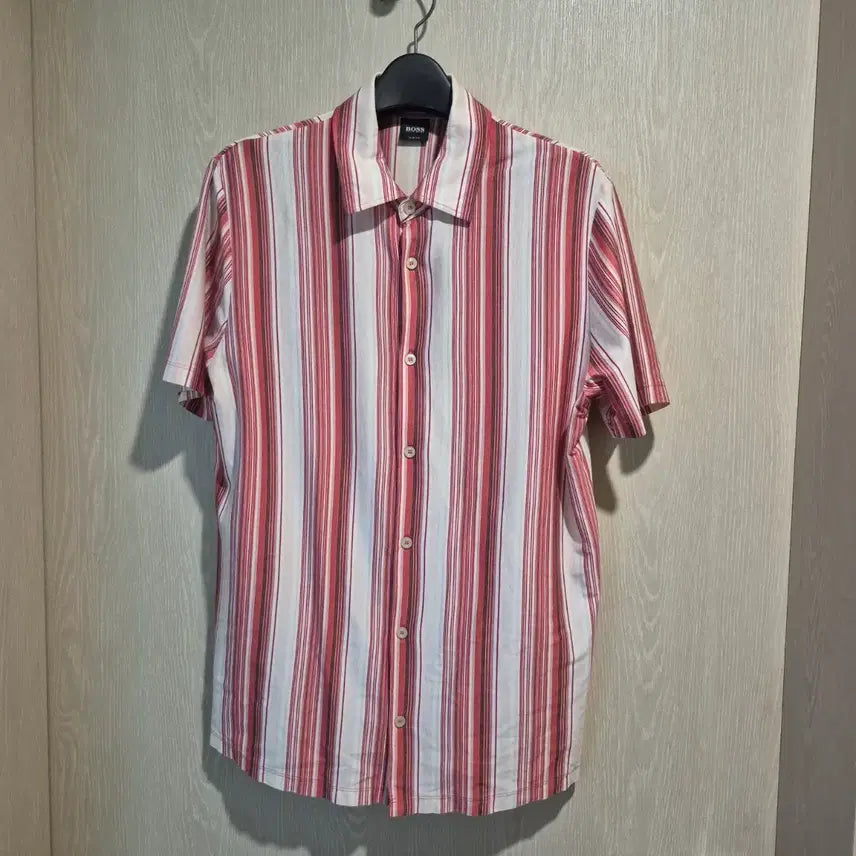 [BUNJANG] BOSS Logo Stripe Short Sleeve Shirt - Size S / BOSS 로고 스트라이프 반팔 셔츠사이즈S