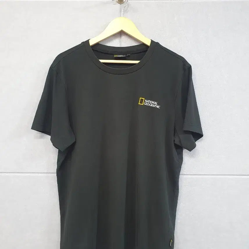 [BUNJANG] National Geographic Black T-Shirt XL / #내셔널지오그래픽 블랙 반팔티 XL