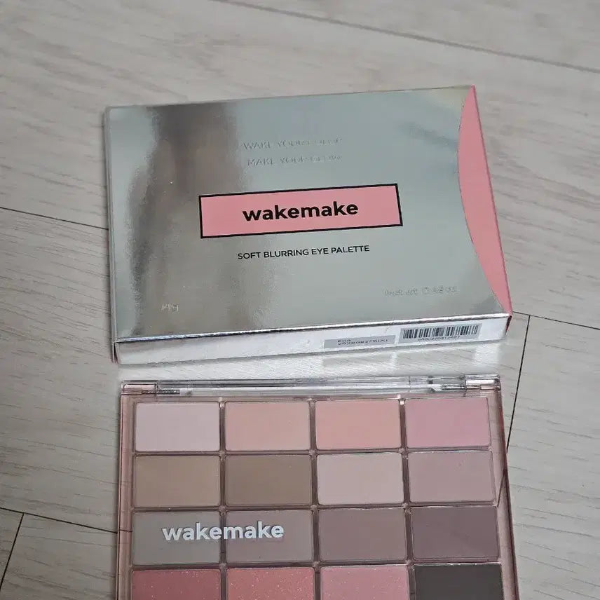 [BUNJANG] WAKEMAKE Soft Blurring Eye Palette No. 25 Healthy Coral Blurring / 웨이크메이크 소프트 블러링 아이팔레트 25호 헬시코랄블러링