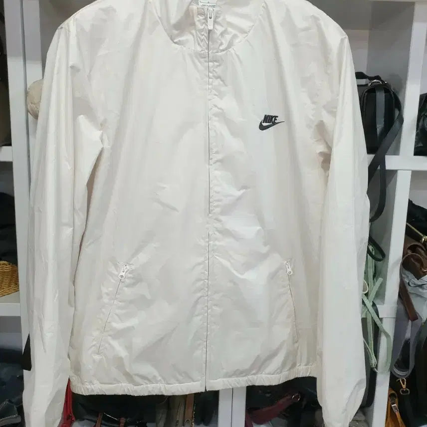 [BUNJANG] Nike Windbreaker Jacket L / 나이키 바람막이 자켓 L 상태안좋음