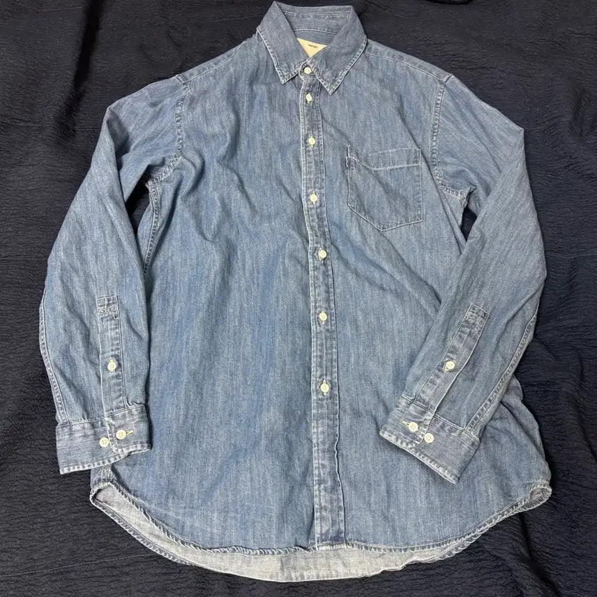 [BUNJANG] Pottery Button-Down Denim Shirt Mid Blue Size 1 / 포터리 버튼다운 데님셔츠 미드블루 1사이즈