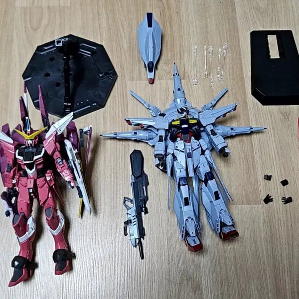[BUNJANG] Bandai Gundam Master Grade Justice + Providence Plastic Model Kits (Assembled) / 반다이 건담 프라모델 MG 저스티스 + 프로비던스 가조립 판매