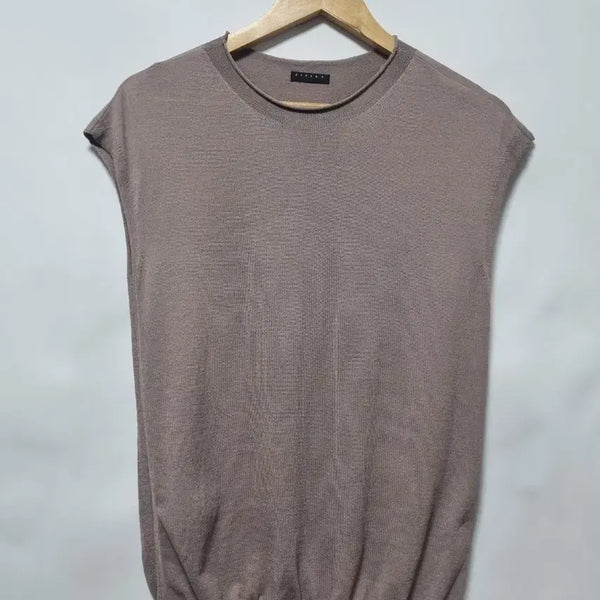 [BUNJANG] Sisley Sleeveless Knit Top Free Size / 시슬리 민소매 니트 Free