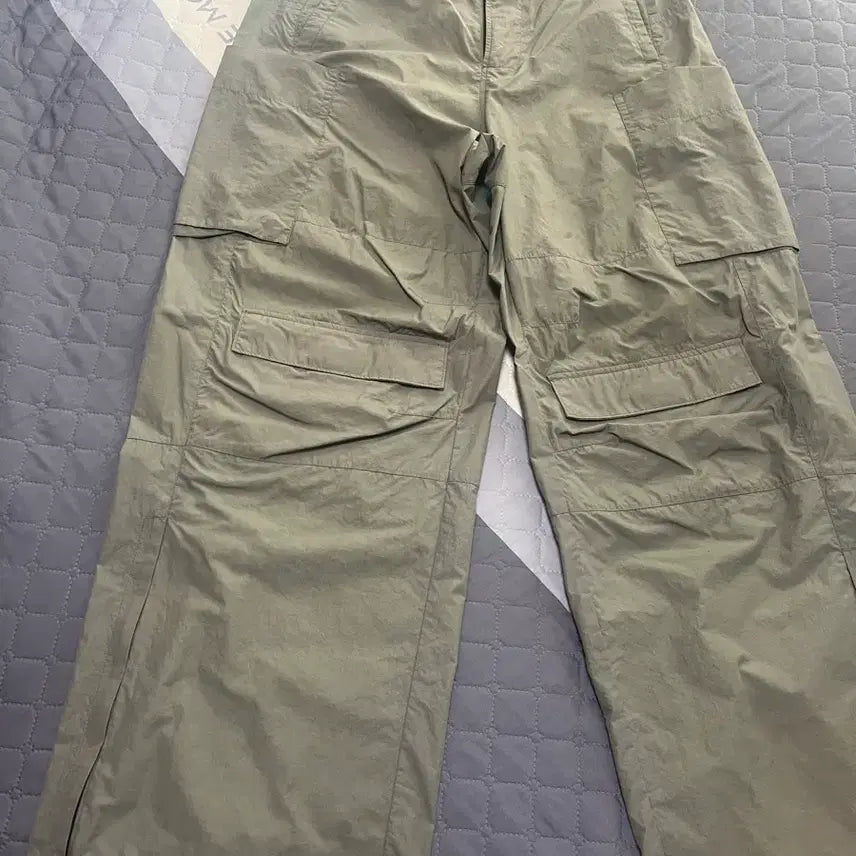 [BUNJANG] Polilteru Nylon Cargo Pants 1 Wash Size 3 (L) / 폴리테루 nylon cargo pants 1 wash sa ge/ 3(L)