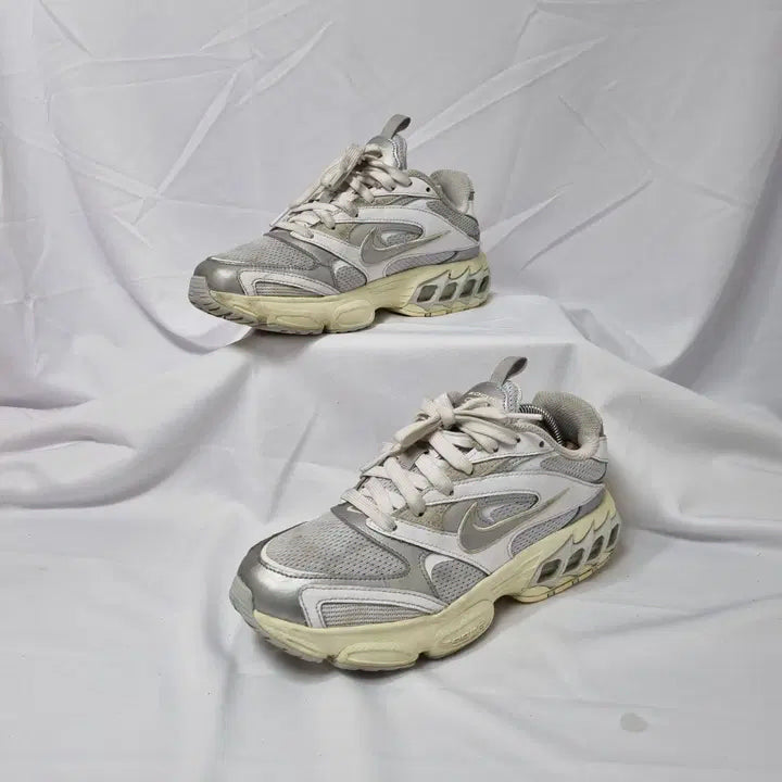 [BUNJANG] DooHa Vintage Nike Zoom Air Fire Sneakers Silver / 두하빈티지 240 나이키 줌 에어 파이어 스니커즈 운동화 실버
