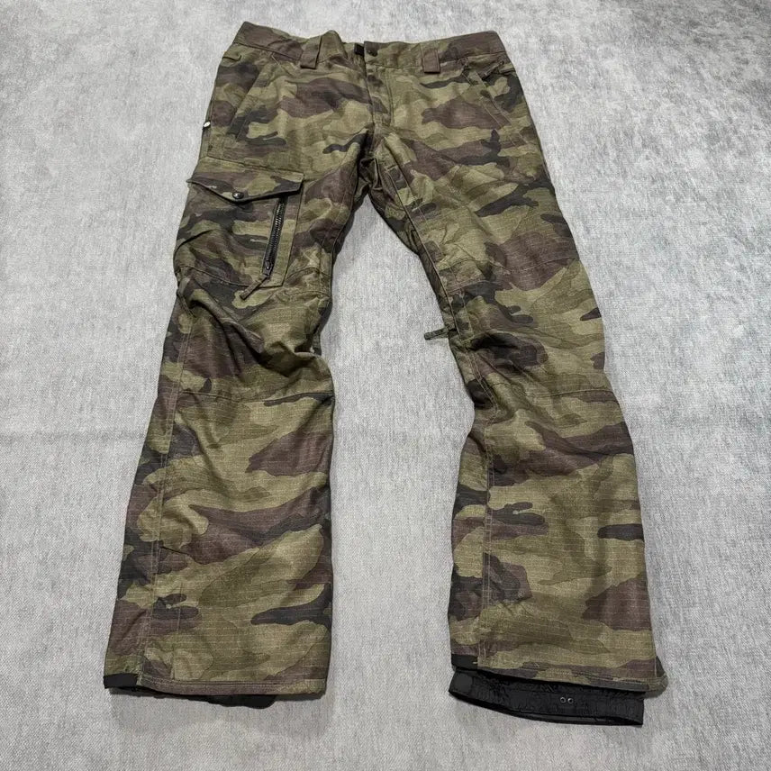 [BUNJANG] L Camouflage Ski/Snowboard Pants / L 686 카모플라쥬 스키 보드 바지