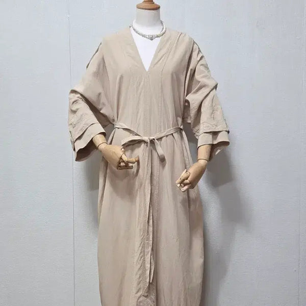 [BUNJANG] ZARA SRPLS Beige V-Neck Maxi Dress / 자라 서플러스 롱 원피스