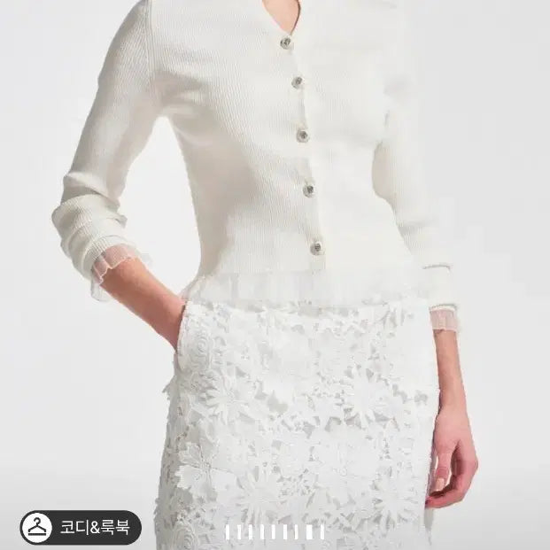 [BUNJANG] The Handsome Objet Frill Block Cardigan / [새상품] 한섬 오브제 프릴 블록 가디건