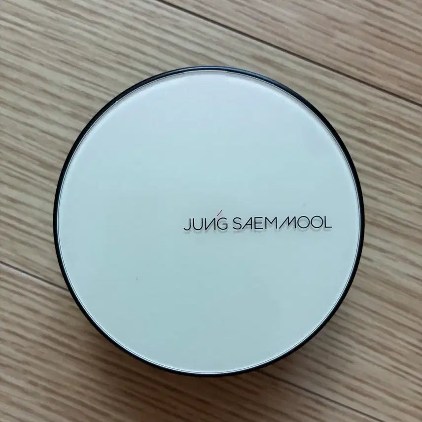 [BUNJANG] Jung Saem Mool Essential Skin Nuder Cushion Fair Light (Refill) / 정샘물 에센셜 스킨 누더 쿠션 본품 페어라이트