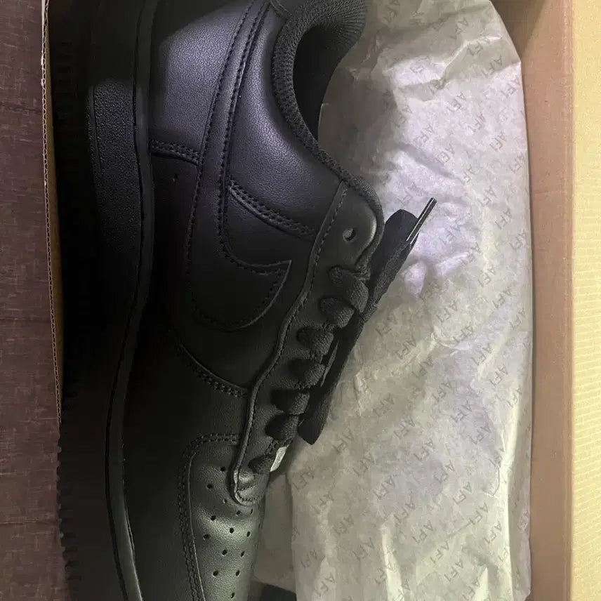 [BUNJANG] Nike Air Force 1 Blackforce Size 260 New / 나이키 에어포스 1 블랙포스 260 새상품