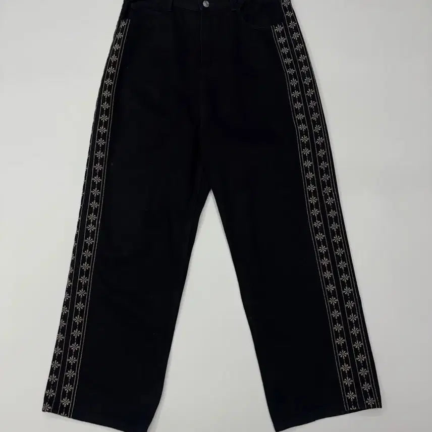 [BUNJANG] Oasis Vintage Ethnic Embroidered Black Wide Pants / (30) Oasis 오아시스 빈티지 에스닉 자수 블랙 와이드 팬츠