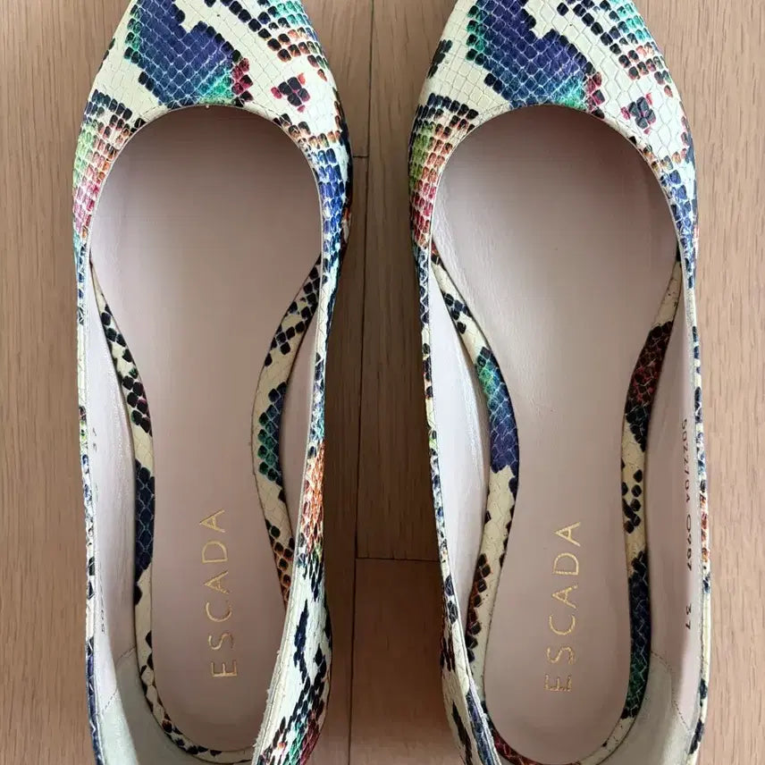 [BUNJANG] Escada Women's Snakeskin Pattern Ballet Flats Shoes Size 37 / 에스카다 플랫슈즈