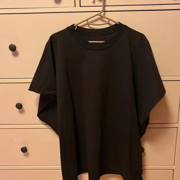 [BUNJANG] Kanye West x Adidas Yeezy T-Shirt Size 2 / 칸예 이지 티셔츠 2