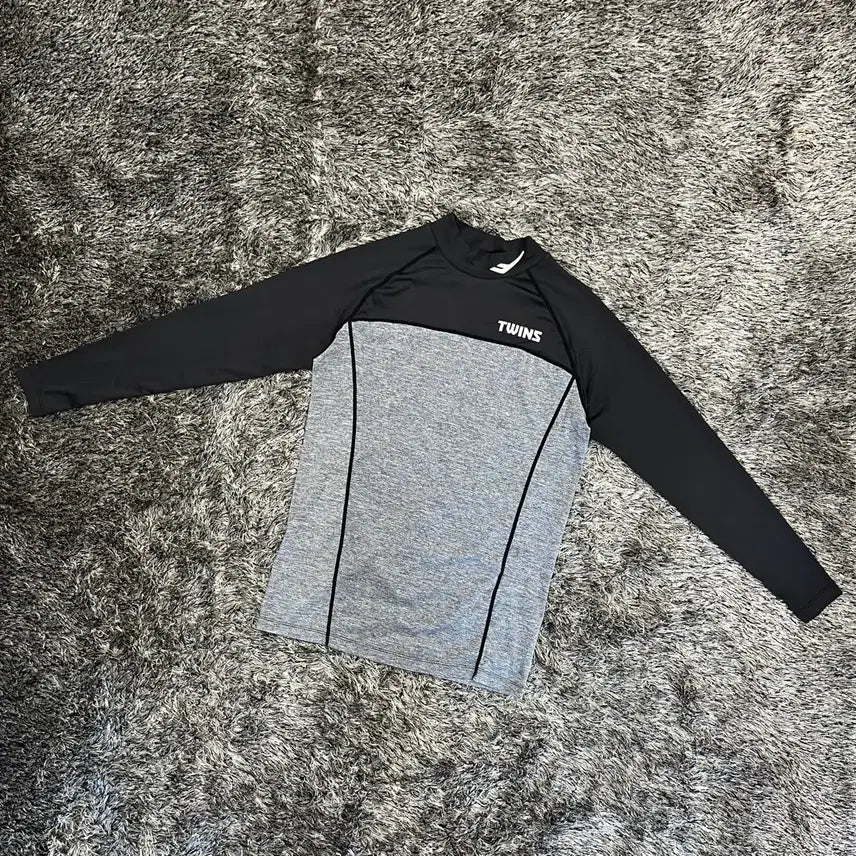 [BUNJANG] Prospecs LG Twins Long Sleeve Performance T-Shirt (Size 100) / 프로스펙스 LG 트윈스 긴팔 기능성 티셔츠 (100)