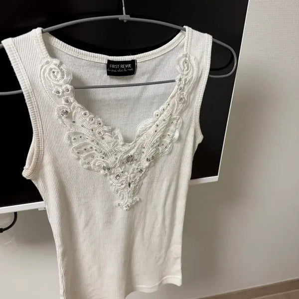[BUNJANG] First Repe Cubic Sleeveless Top / 퍼스트 리페 큐빅 나시