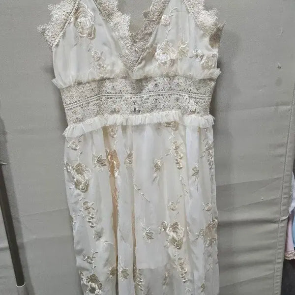 [BUNJANG] Lace Embroidered Long Dress Ivory 55 / 레이스 자수 롱 점푸퓨트 아이보리55