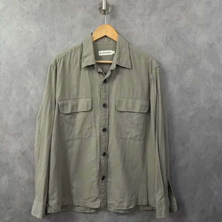 [BUNJANG] Giordano Khaki Shirt Size M / 지오다노 셔츠 카키색 M