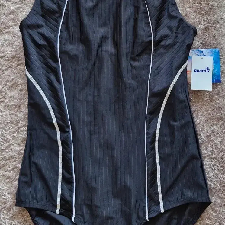 [BUNJANG] Quaro Women's One-Piece Swimsuit 2XL / 콰로 수영복 여성 원피스  수영복 2XL