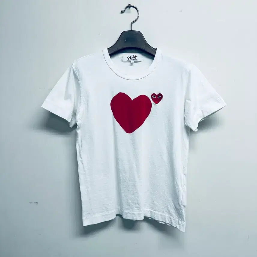 [BUNJANG] Comme des Garcons PLAY Double Red Heart T-Shirt (L) / 꼼데가르송 플레이(Comme des Garcons PLAY) 더블 레드 하트 반팔 티셔츠 (L)