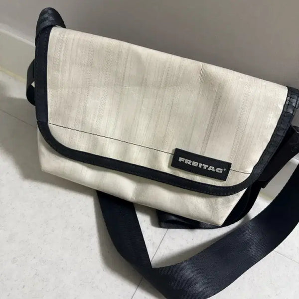 [BUNJANG] Freitag Hapao White / 프라이탁 하파오 화이트