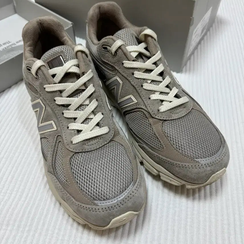 [BUNJANG] New Balance Kith 990v4 Moonrock Sneakers / 뉴발란스 kith 990v4 문락