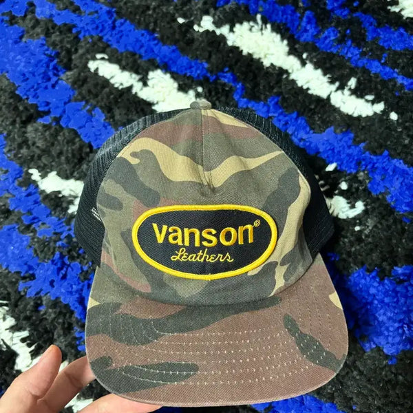 [BUNJANG] Benson Trucker Hat / 벤슨 트러커모자